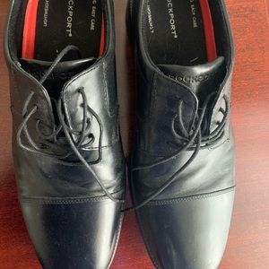 Barely worn Rockport shoes